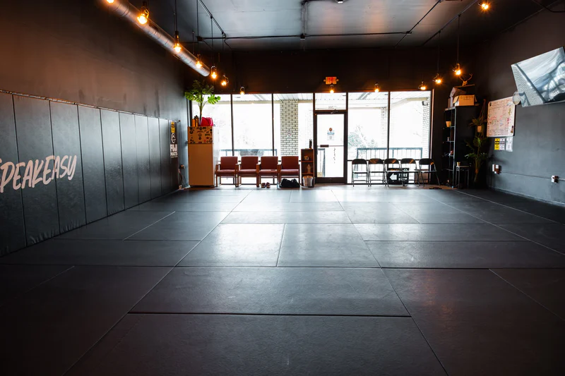 The training room inside Speak Easy Jiu Jitsu